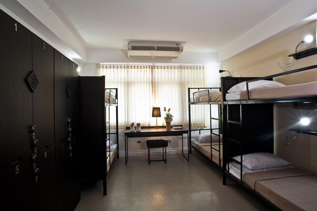 G9Bangkok Hostel Buitenkant foto
